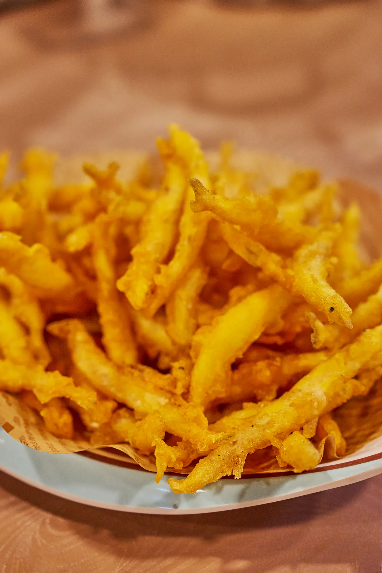 Golden crispy fried potato strips
